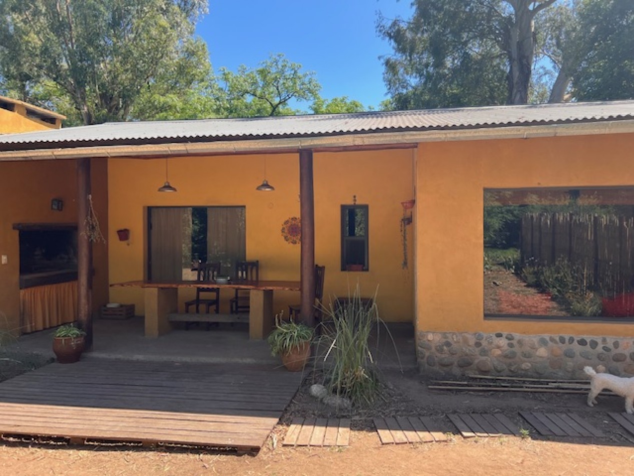 Hermosa casa en venta con lotes que forman una manzana!!!!!