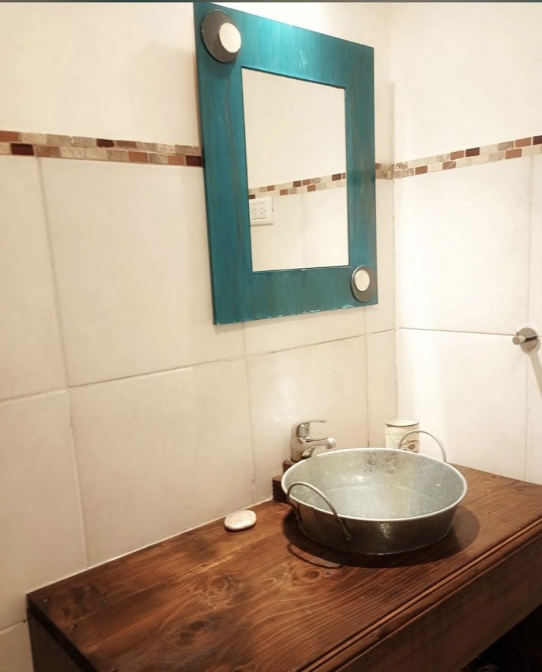 Se alquila casa con gas natural en VGB!!!!