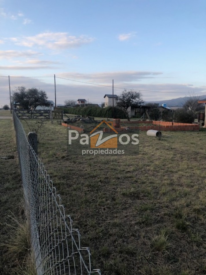 Venta de lote esquina en Solar de los Reartes!!!