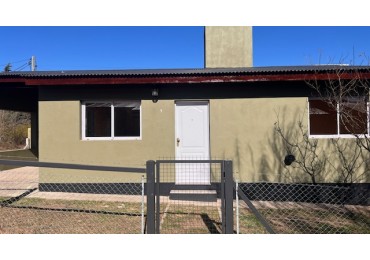 Se alquila casa en PH de dos dormitorios en VGB!!